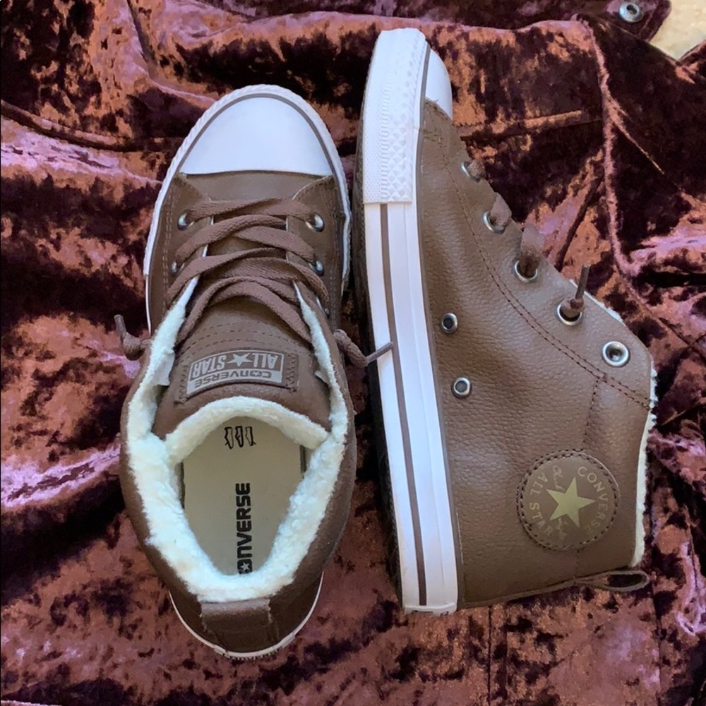 Converse leather mids
